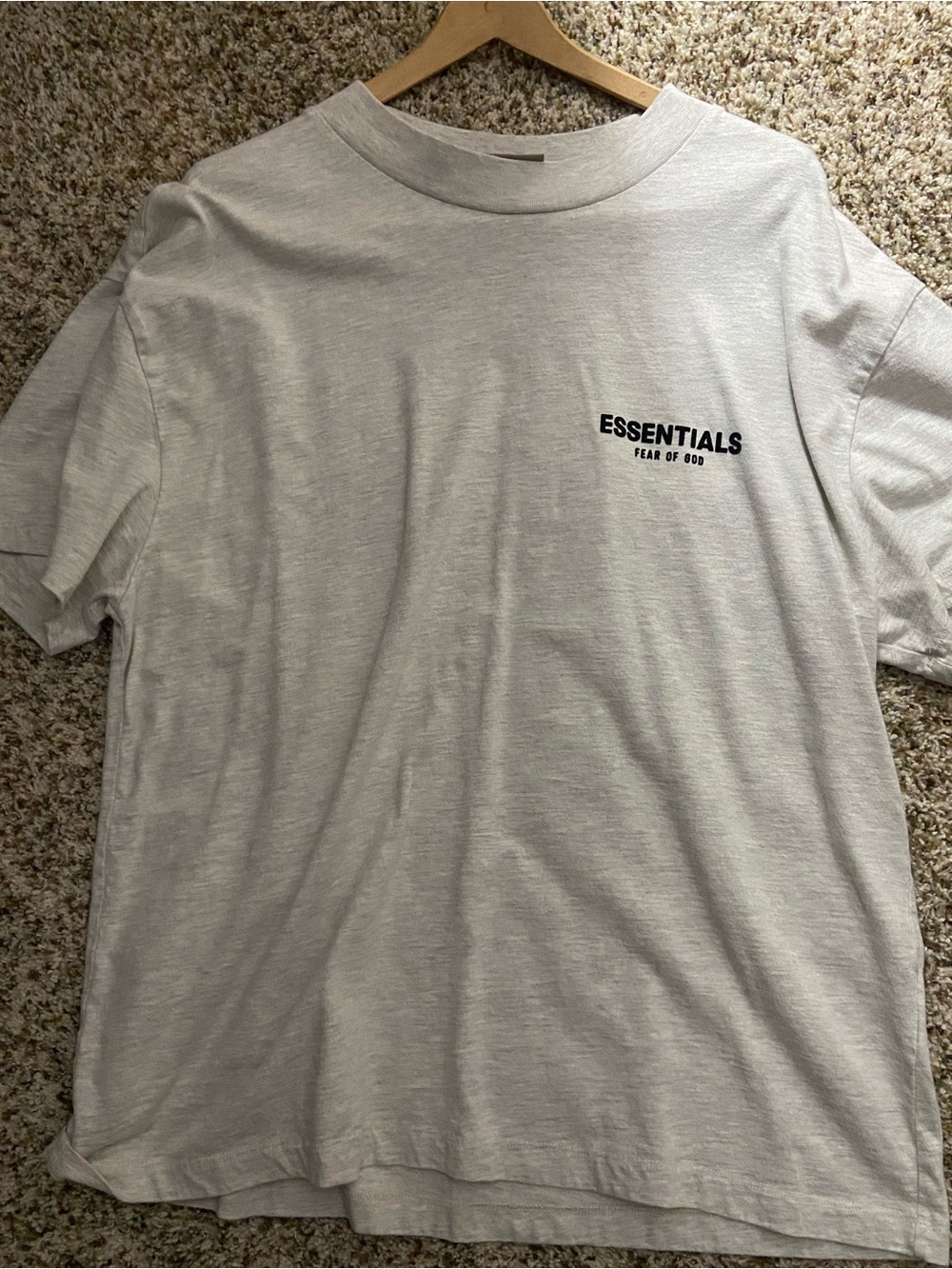 ESSENTIALS Fear of God Light Gray Logo Tee
